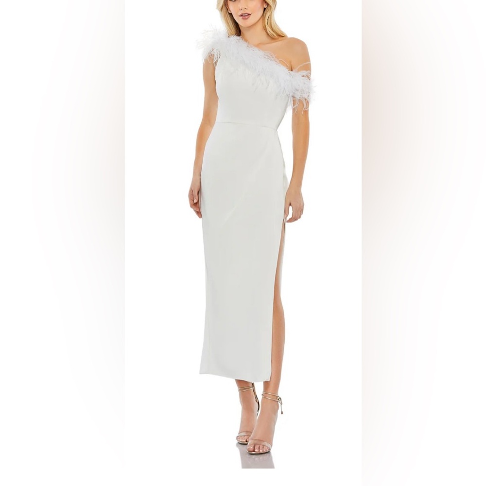 NWT MAC DUGGAL White Feather Trim One Shoulder Draped Dress